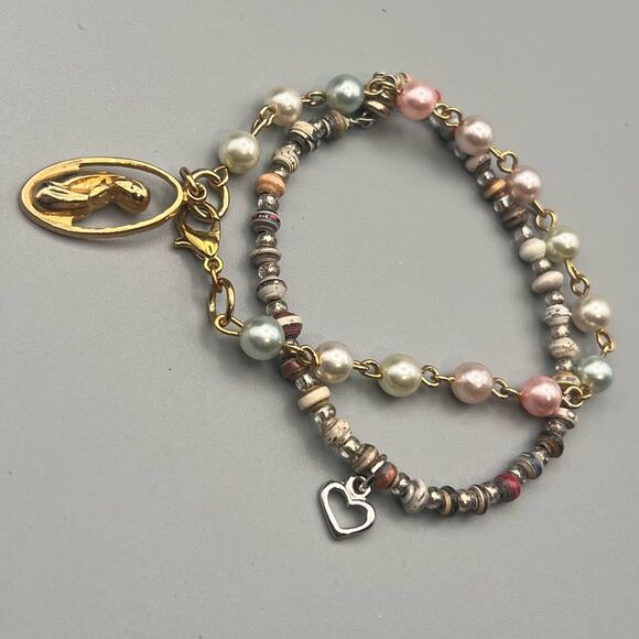 Elegant Multi-Color Beaded Bracelet - Picture 2 of 2